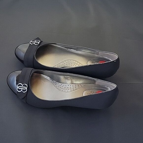 BANDOLINO FLEXIBE ROUND TOE SLIP-ON WOMEN"S WEDGE - Picture 7 of 15